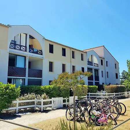 Maisonnette De A 200m De La Avec Terrasse A - Fr-1-550-84 *